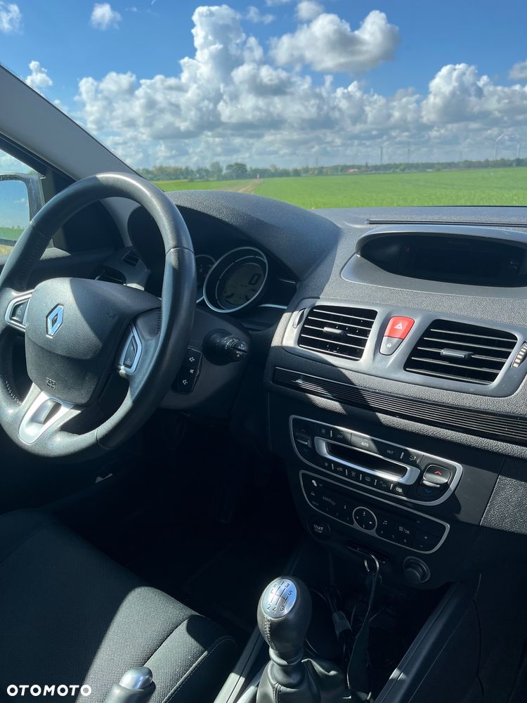 Renault Megane 1.5 dCi Authentique - 10