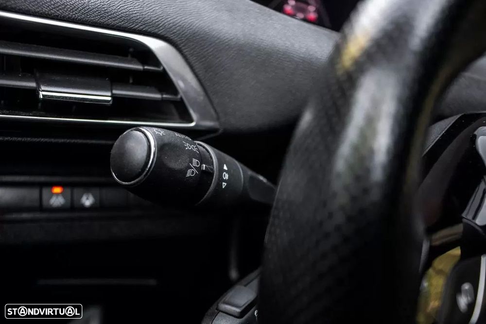 Peugeot 5008 1.5 BlueHDi GT Line EAT8 - 16