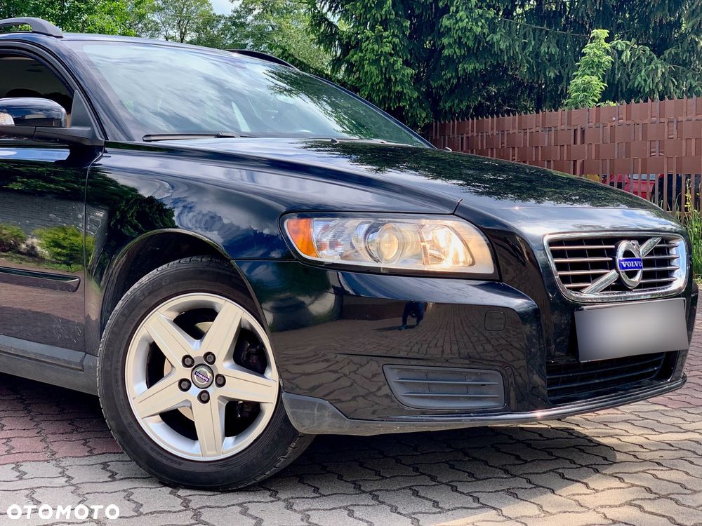 Volvo V50 2008 photo 2