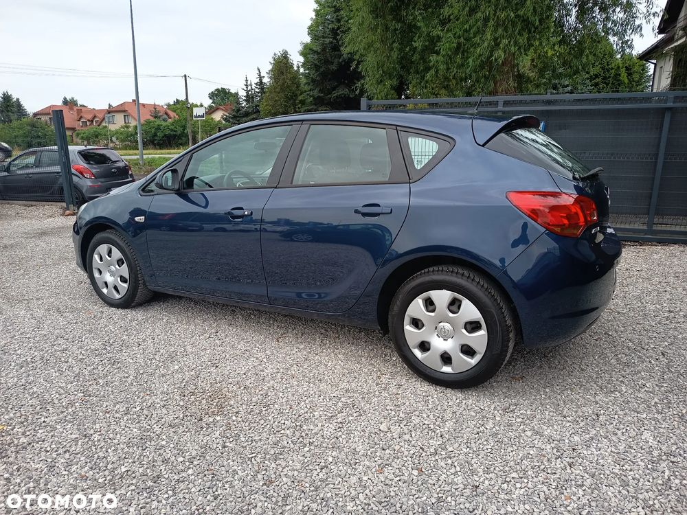 Opel Astra 1.6 Automatik Edition - 5