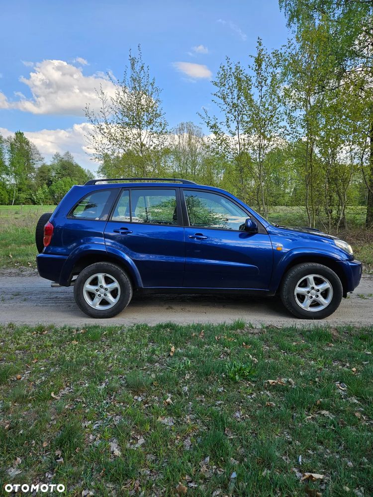 Toyota RAV4 D-4D 4x4 Sol - 9
