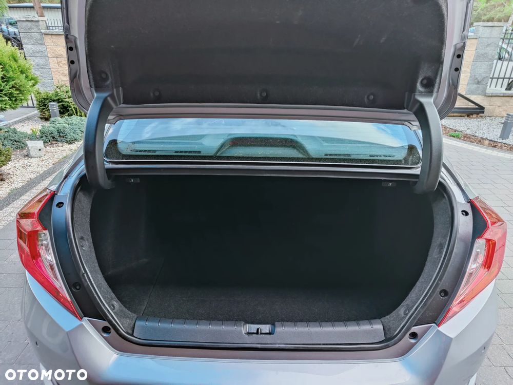 Honda Civic 1.5 i-VTEC Turbo CVT Executive - 26