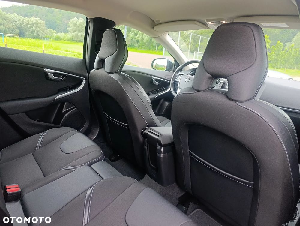 Volvo V40 T3 Geartronic Inscription - 18