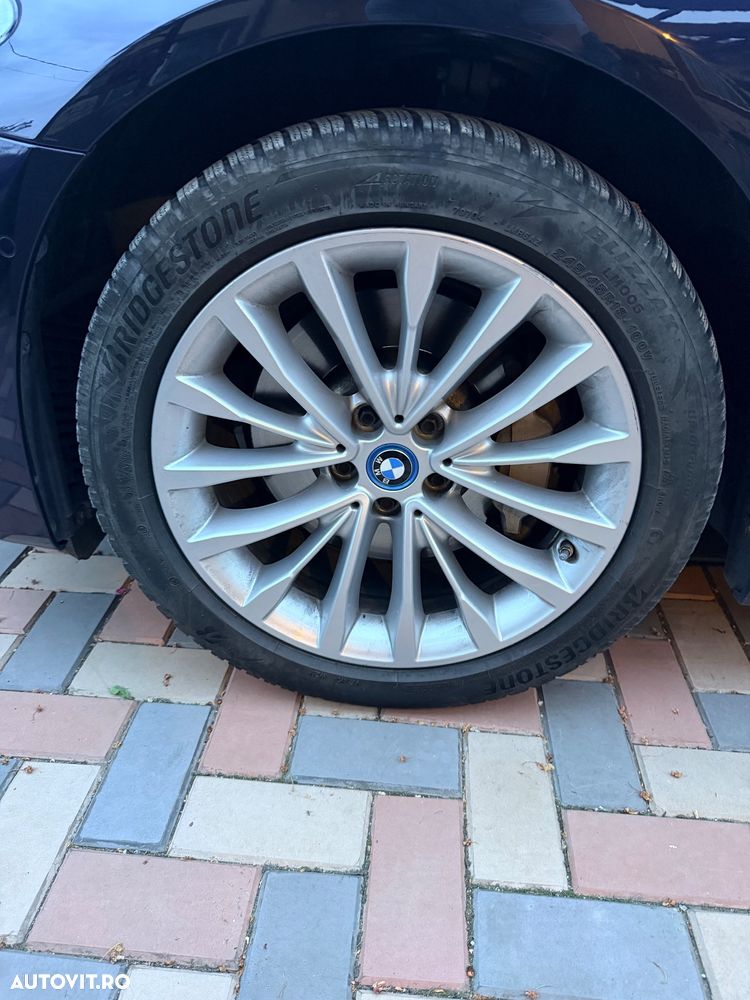 BMW Seria 5 530e xDrive AT PHEV - 31