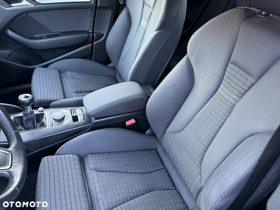 Audi A3 Sportback 1.4 TFSI Attraction - 19