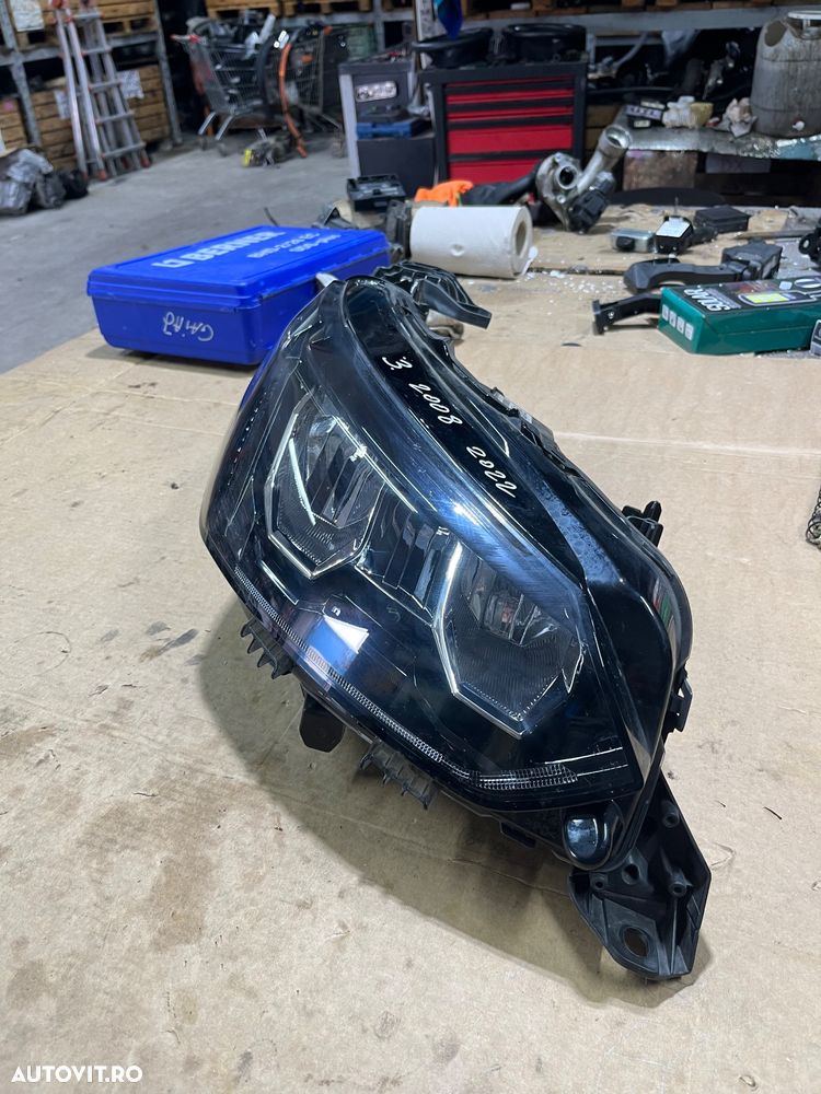 Far Dreapta Led Technology Peugeot 2008 2022 - 2