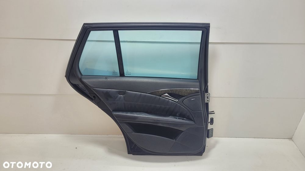 MERCEDES E-KLASA W211 DRZWI TYŁ TYLNIE LEWE KOMBI - 6