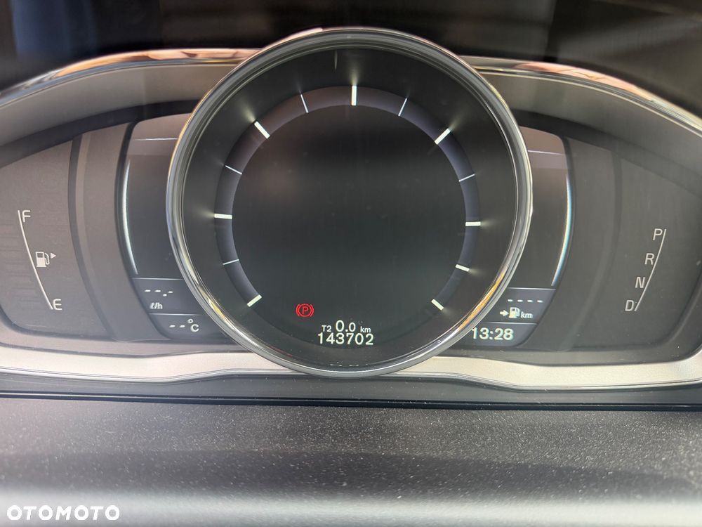 Volvo XC 60 D5 AWD Summum - 8