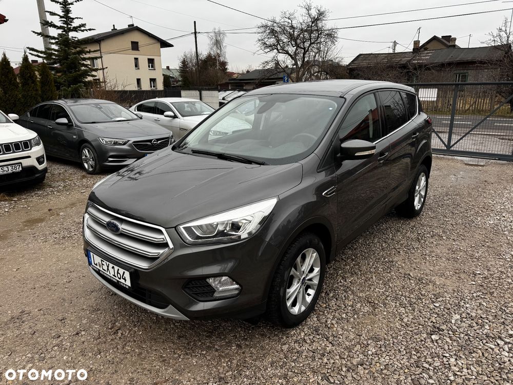 Ford Kuga 1.5 EcoBoost 2x4 Titanium - 13