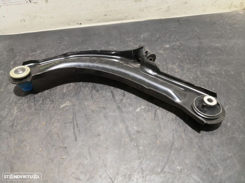 Braço Suspensão Frente Dto Nissan Micra Iii (K12) - 3