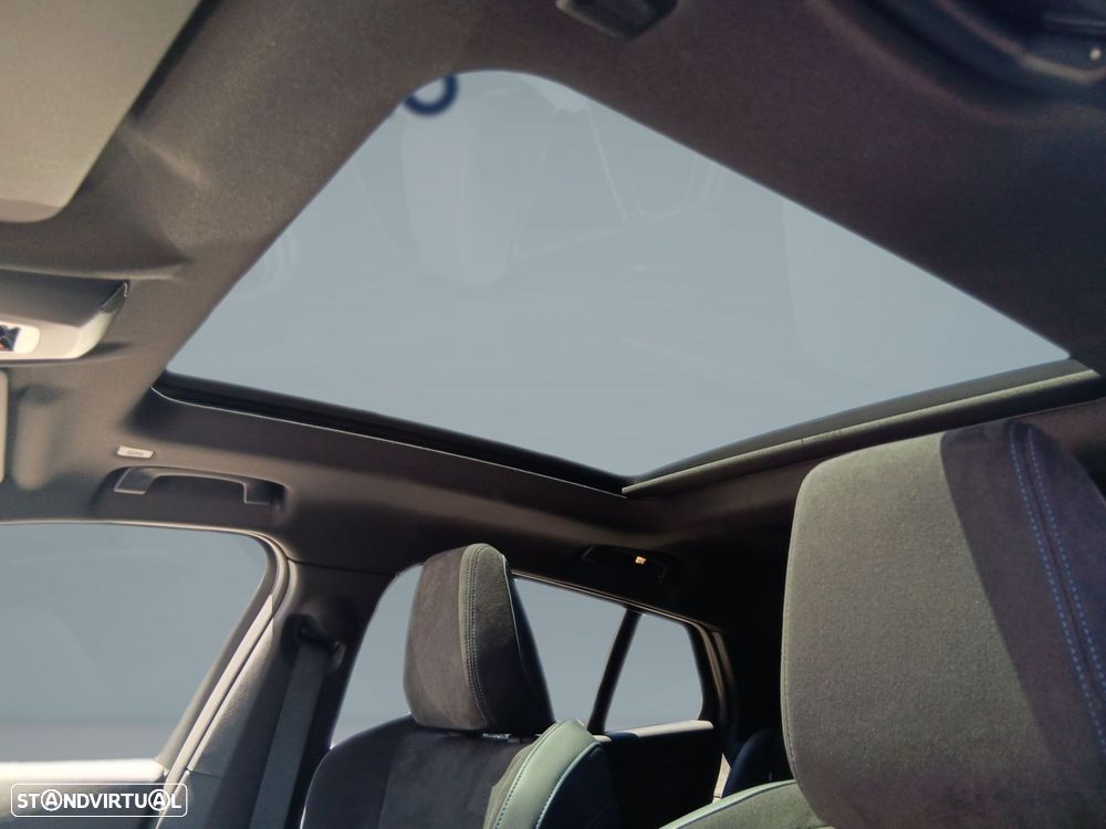 BMW iX2 eDrive20 Pack Desportivo M - 33