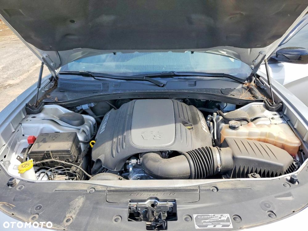 Dodge Charger 5.7 R/T - 12