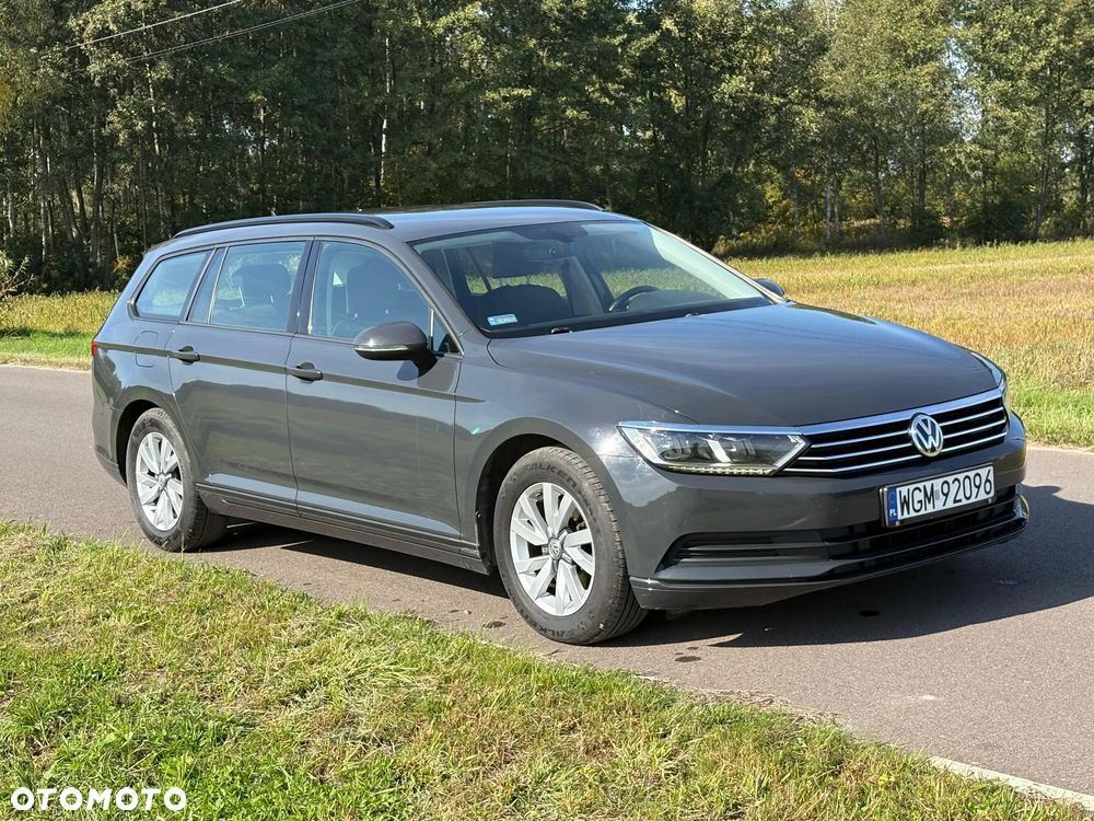 Volkswagen Passat - 2