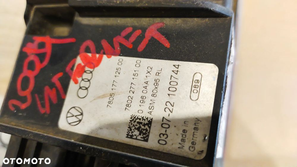 Audi A3 8P SILNICZEK PRZEKŁADNI - 3