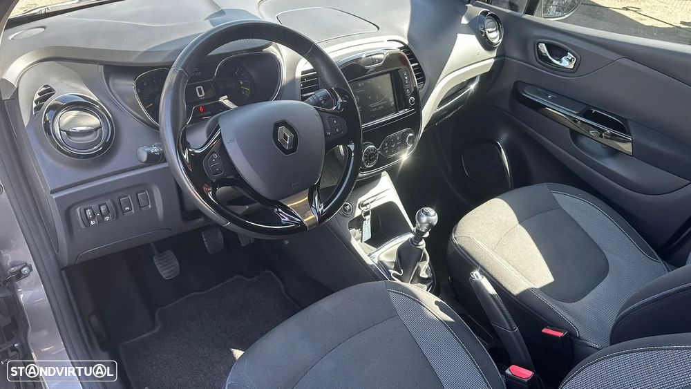 Renault Captur 1.5 dCi Exclusive - 13
