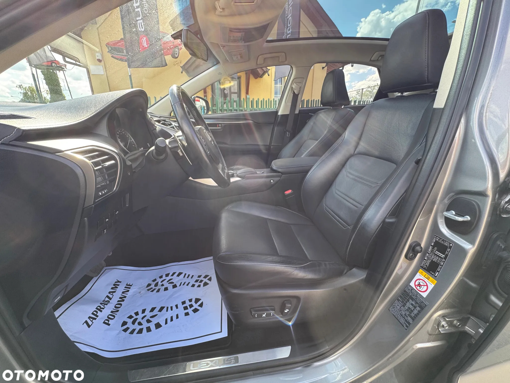 Lexus NX 200t Prestige AWD - 18