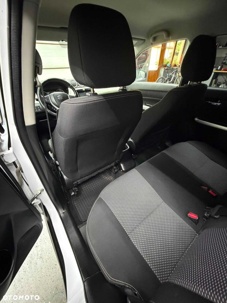 Suzuki Vitara - 3