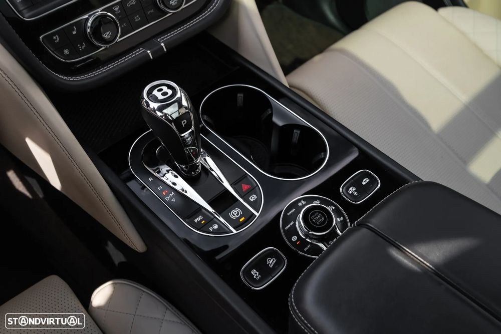 Bentley Bentayga - 25