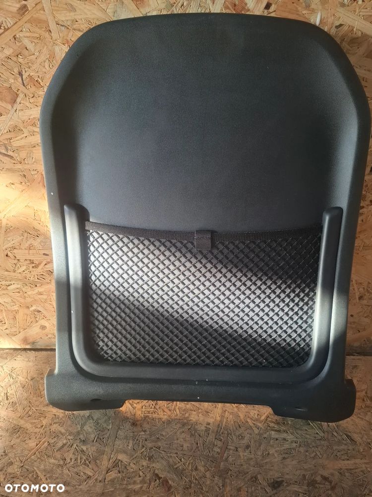 Volvo XC40 osłona fotela przedniego 31467338 - 1