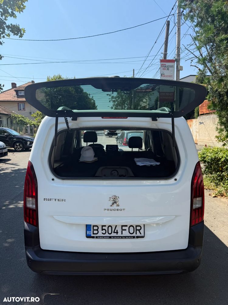 Peugeot Rifter - 19
