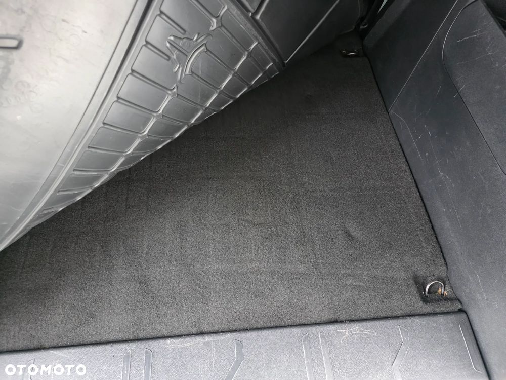 Peugeot Partner - 23