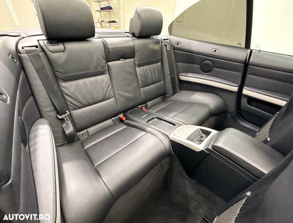 BMW Seria 3 320d DPF Cabrio M Sport Edition - 24