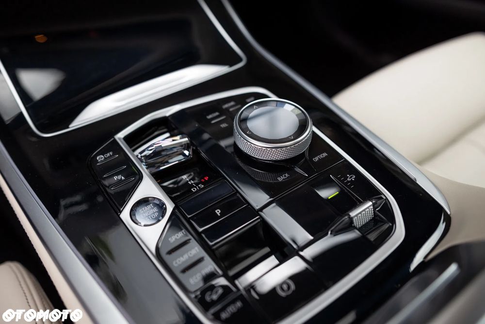 BMW X7 xDrive40d mHEV sport - 24