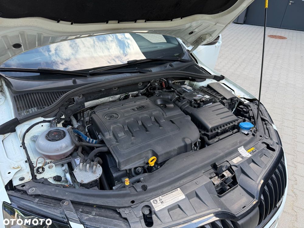 Skoda Octavia 2.0 TDI RS Challenge DSG - 33