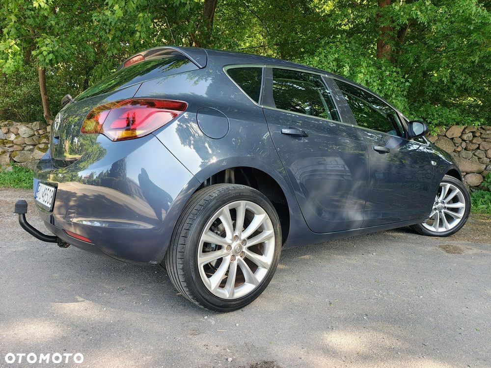Opel Astra - 17