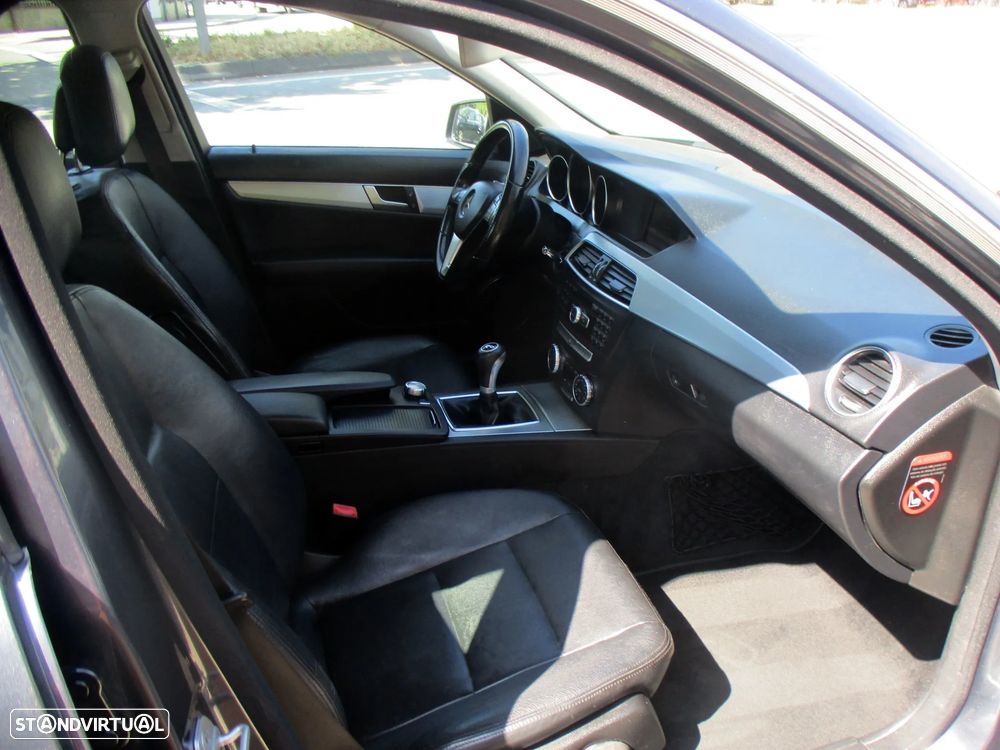 Mercedes-Benz C 220 CDI Avantgarde BE - 27