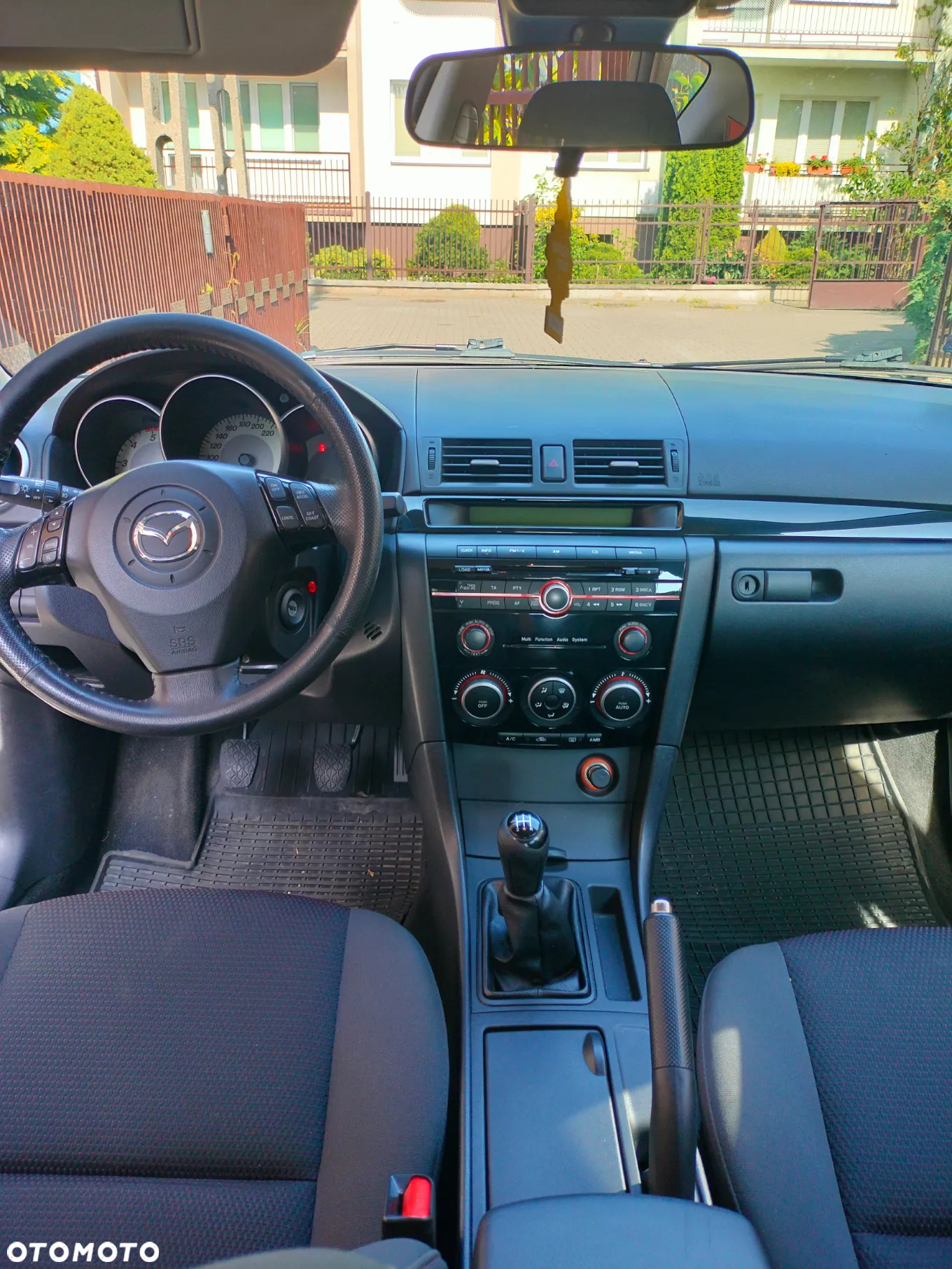 Mazda 3 - 5
