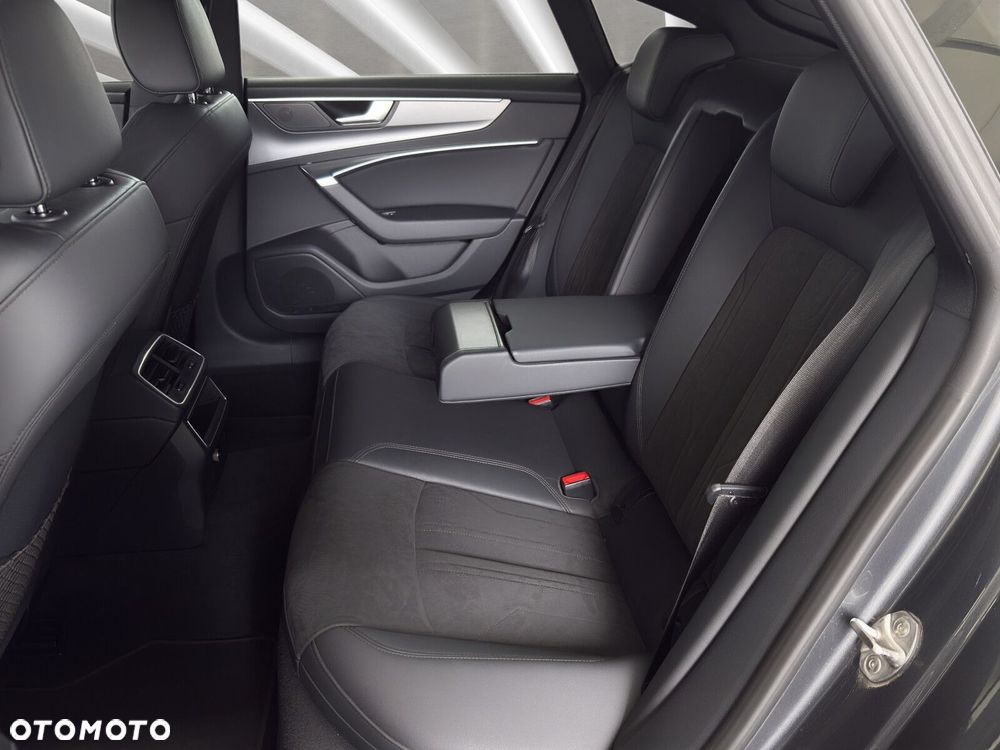 Audi A7 Sportback - 16