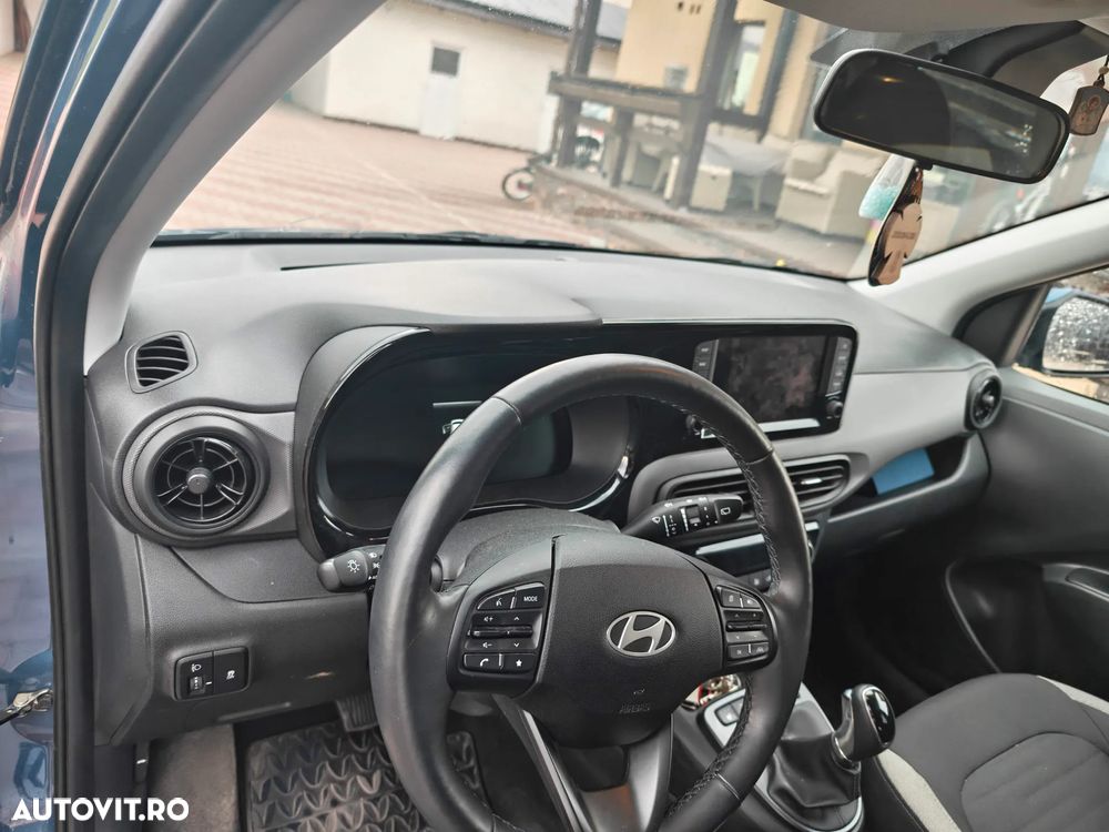 Hyundai i10 1.2 l 79 CP AMT Highway - 9