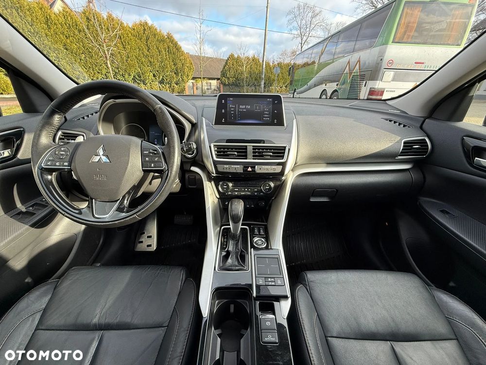 Mitsubishi Eclipse Cross 1.5 T GPF Intense Pro CVT 4WD - 17