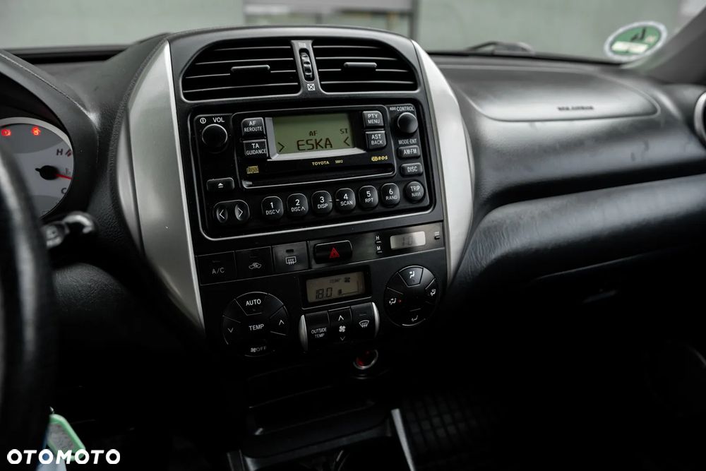 Toyota RAV4 4x4 Executive - 27