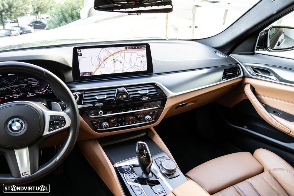 BMW 530 e Pack Desportivo M - 30