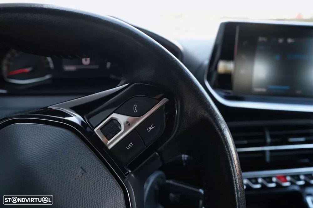 Peugeot 208 1.2 PureTech Active Pack - 23