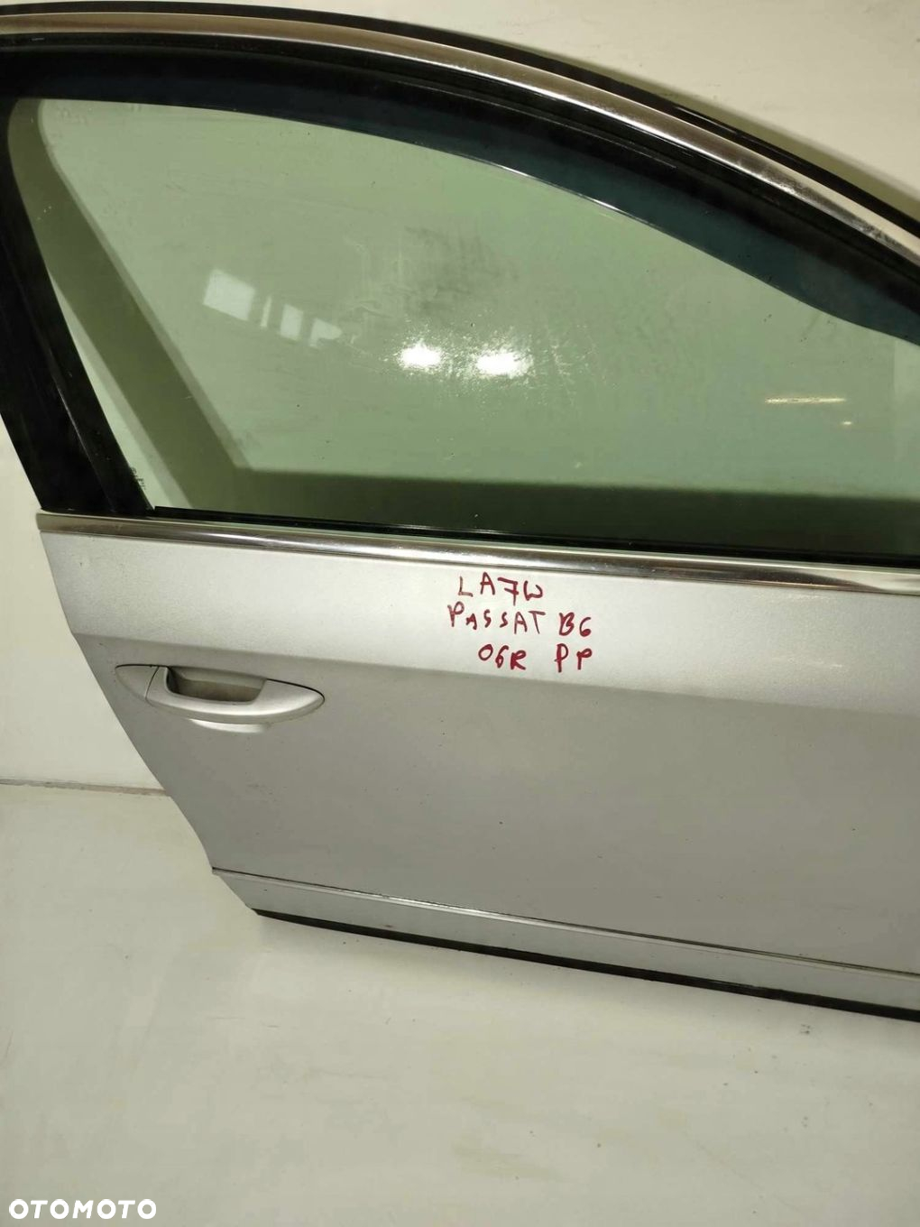 DRZWI PRAWE PRZEDNIE VW PASSAT B6 05-10 LA7W - 3