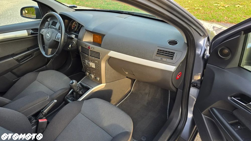 Opel Astra - 11