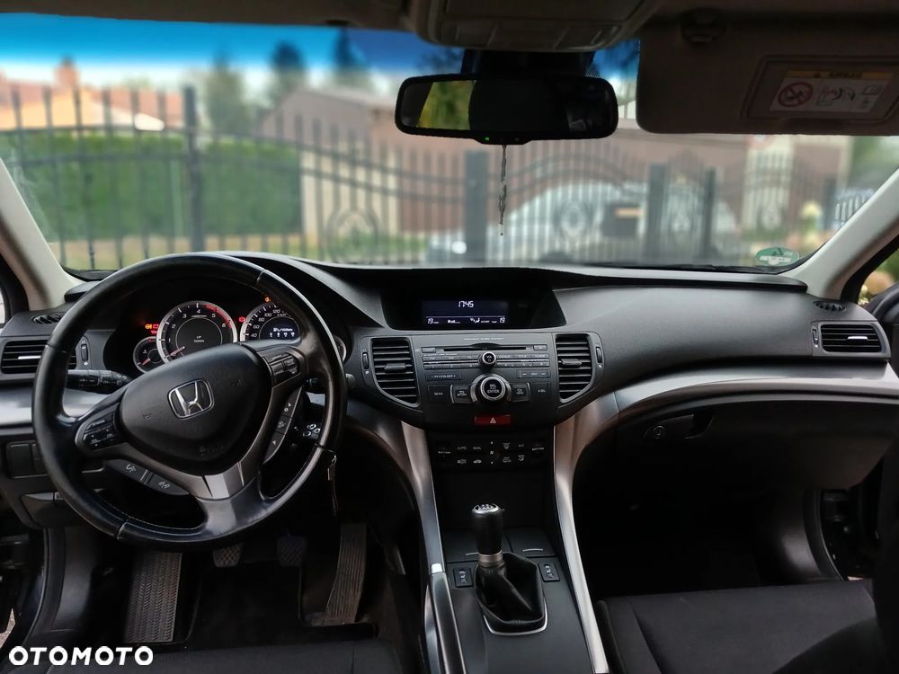 Honda Accord - 17