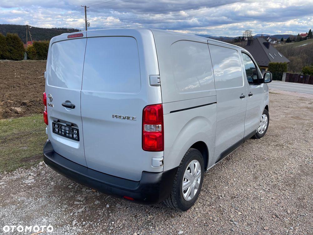 Toyota Proace - 12