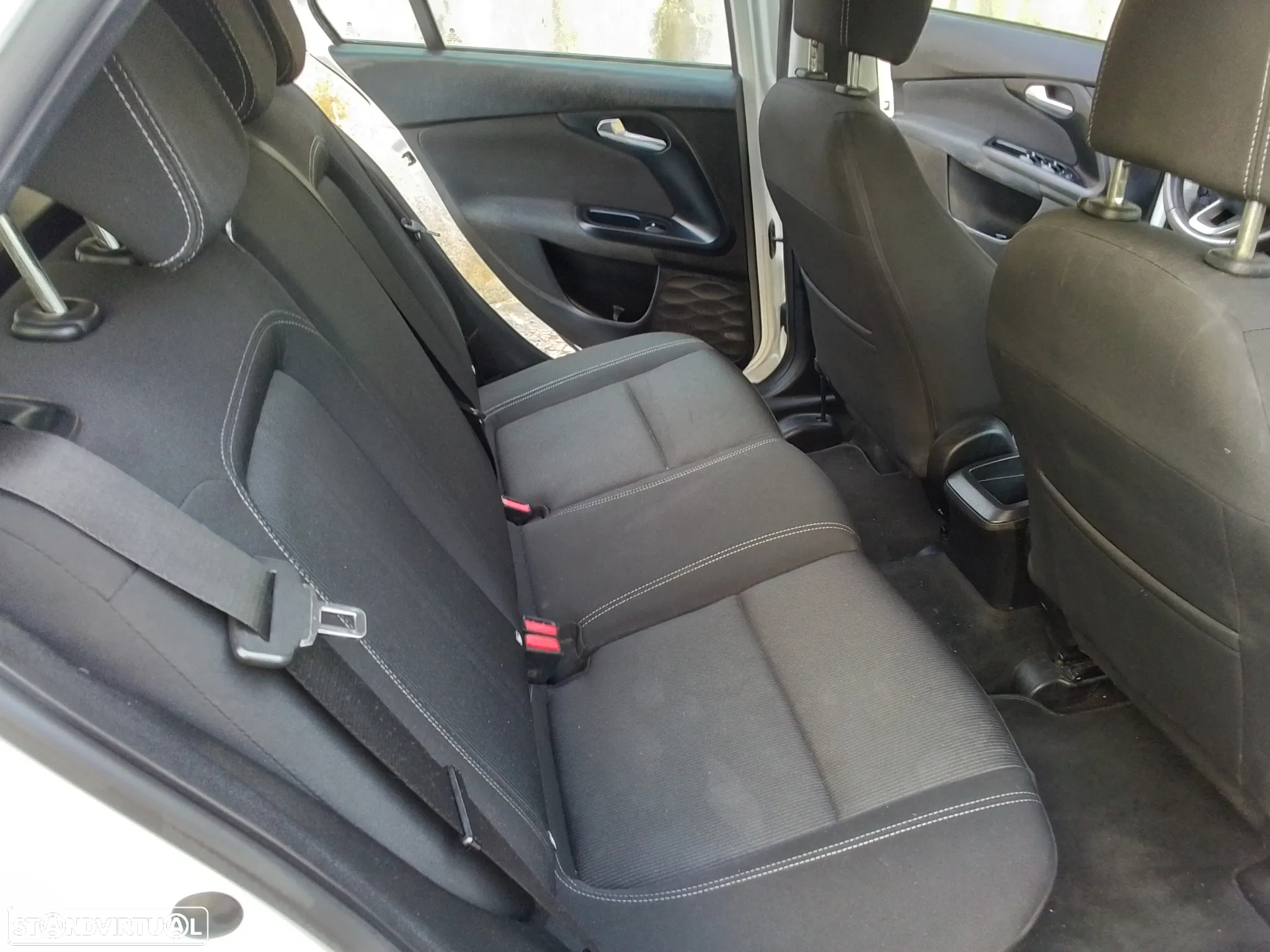 Ford Fiesta 1.4 TDCi Titanium - 20