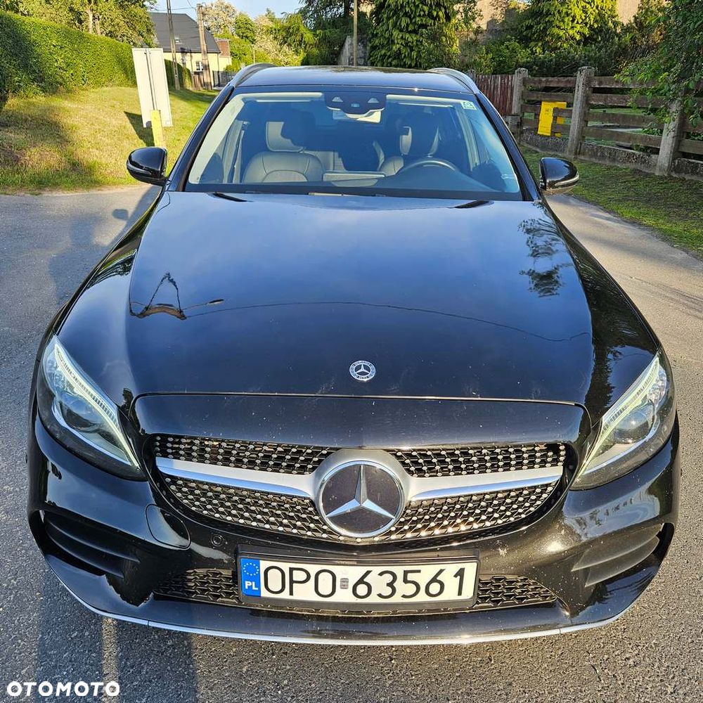 Mercedes-Benz Klasa C 220 d 4Matic 9G-TRONIC AMG Line - 2
