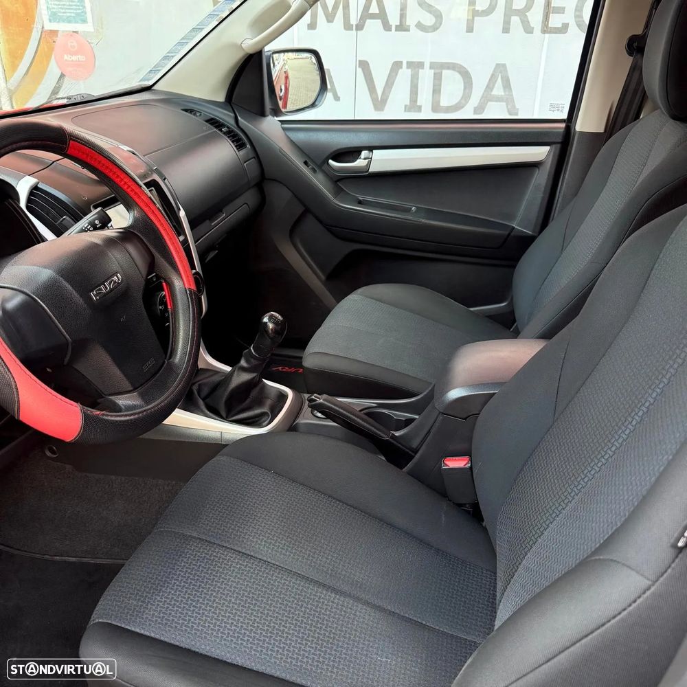 Isuzu D-Max 2.5 DTi CD 4WD LS Sport Edition - 8