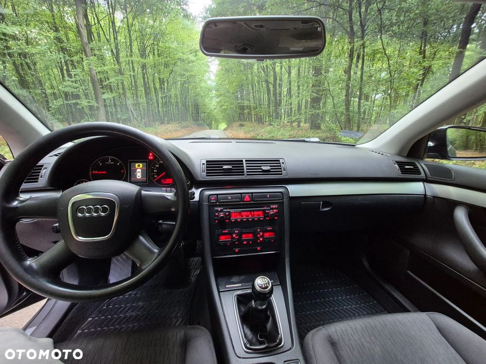 Audi A4 Avant 2.0 TDI - 9