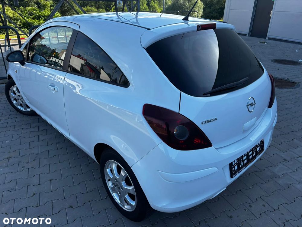 Opel Corsa 1.4 16V Color Edition - 22