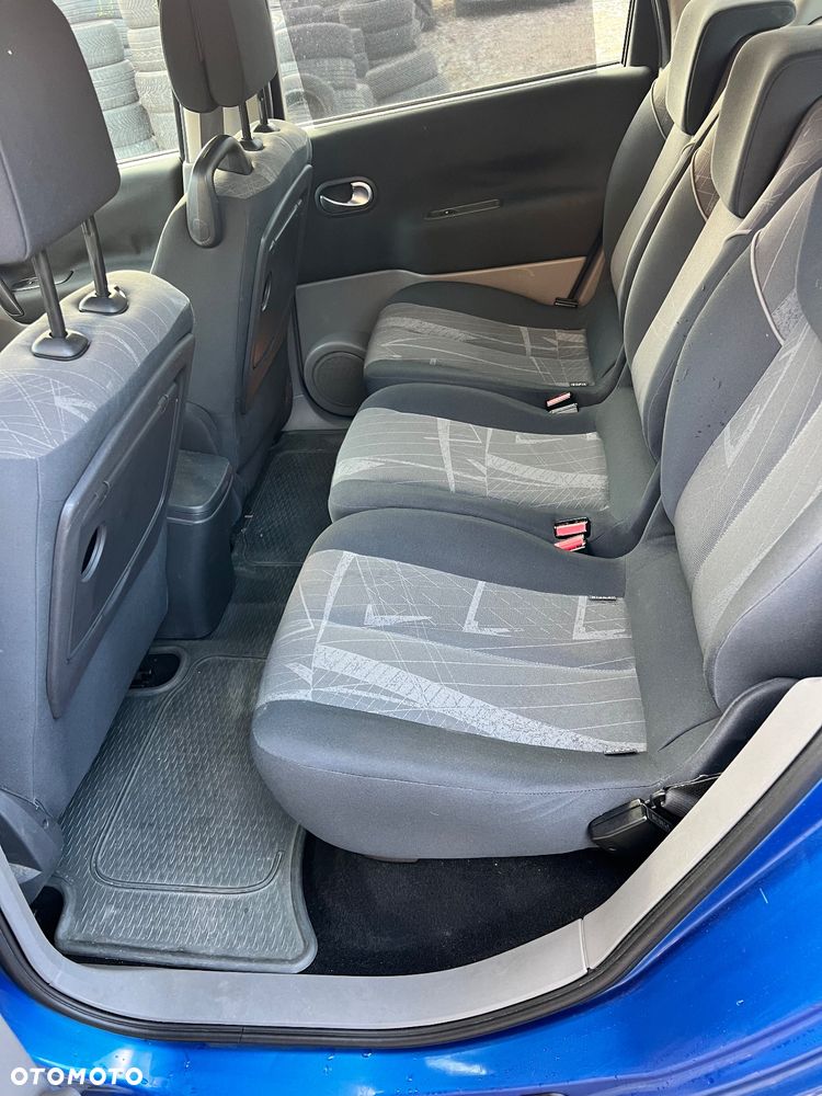 Renault Scenic 1.5 dCi Dynamique - 11