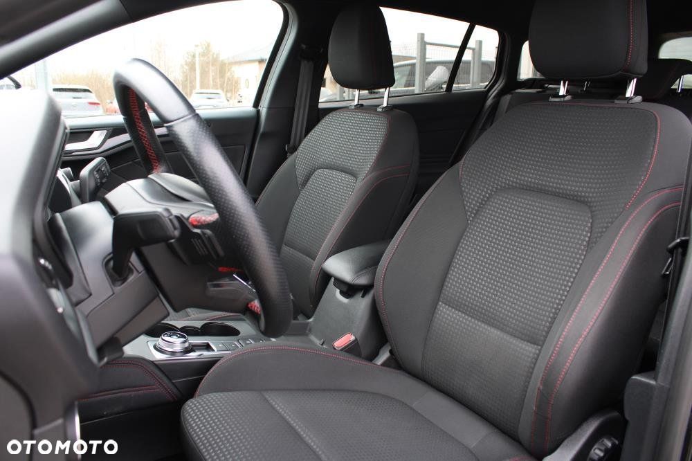 Ford Focus - 23