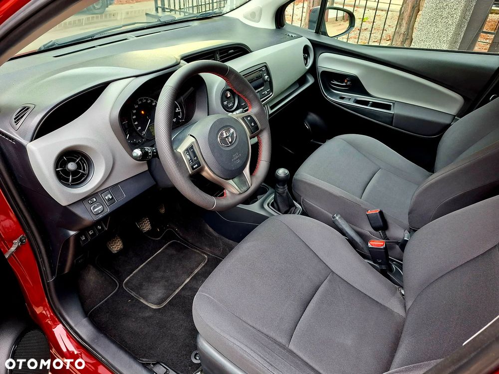 Toyota Yaris - 17