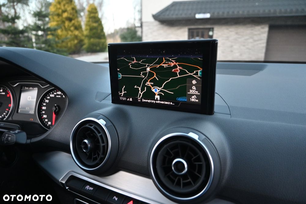 Audi Q2 30 TDI S tronic sport - 14